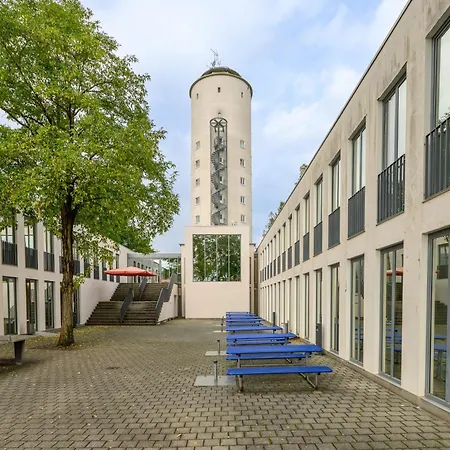 Otto-moericke-turm * Costanza