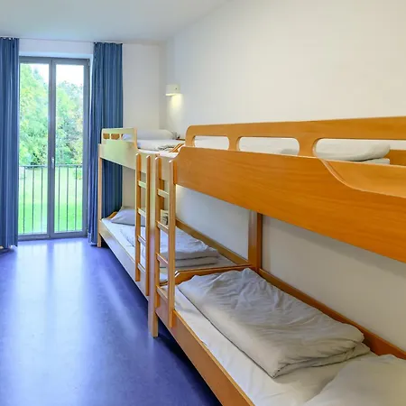 Otto-moericke-turm Ostello