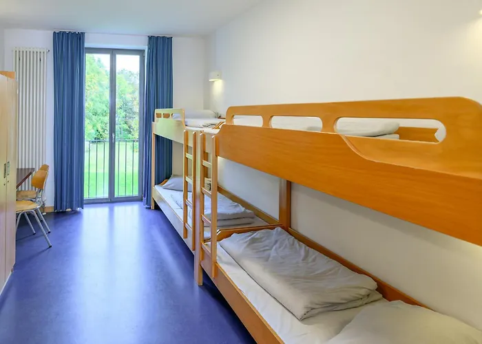 Otto-moericke-turm Ostello